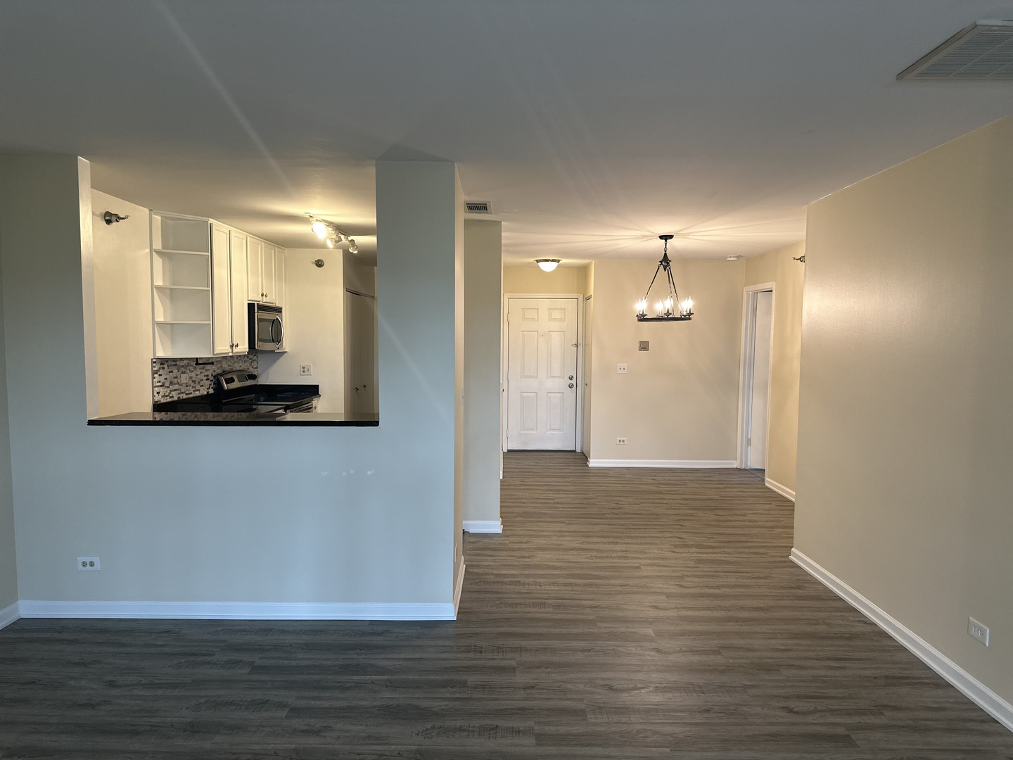 214 Glengarry Drive 201