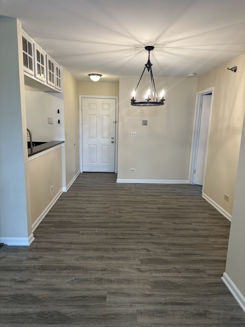 214 Glengarry Drive 201