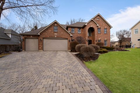 Photo of 527 Ridgelawn Trail, Batavia, IL 60510 (MLS # 12554480)