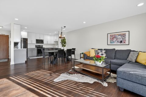 Tiny photo for 711 S River Road #617, Des Plaines, IL 60016 (MLS # 12567920)