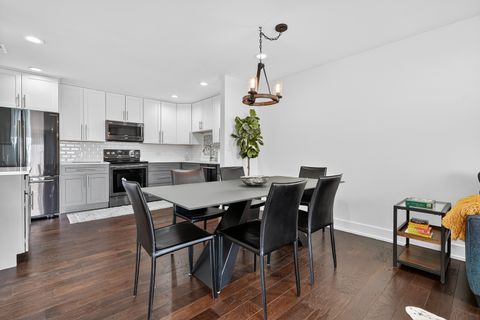 Tiny photo for 711 S River Road #617, Des Plaines, IL 60016 (MLS # 12567920)