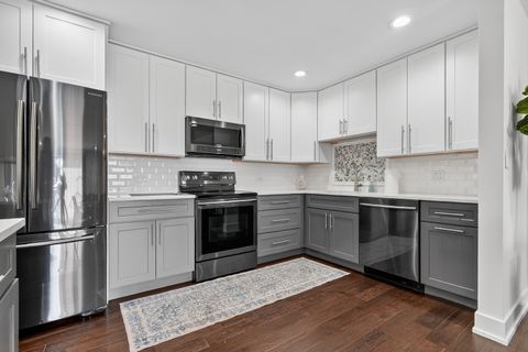 Tiny photo for 711 S River Road #617, Des Plaines, IL 60016 (MLS # 12567920)