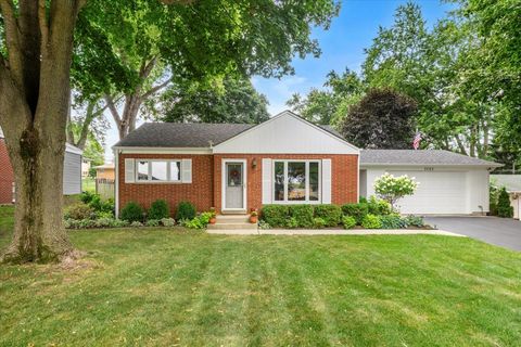 Photo of 3705 W Anne Street, McHenry, IL 60050 (MLS # 12472179)