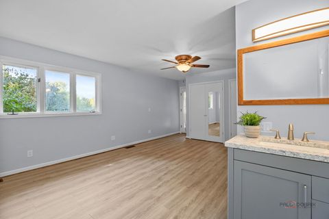 Tiny photo for 3270 Cashmore Road, Waukegan, IL 60087 (MLS # 12475854)
