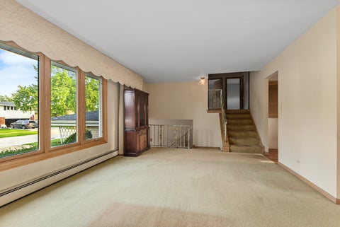 Tiny photo for 10336 S Georgia Lane, Oak Lawn, IL 60453 (MLS # 12738321)