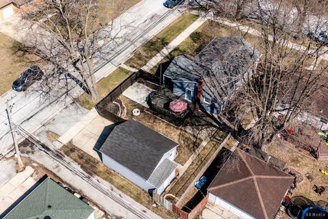 Tiny photo for 2953 180th Street, Lansing, IL 60438 (MLS # 12597406)