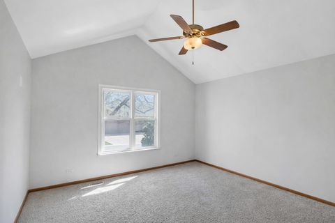 Tiny photo for 144 Canterbury Court, Bloomingdale, IL 60108 (MLS # 12613532)