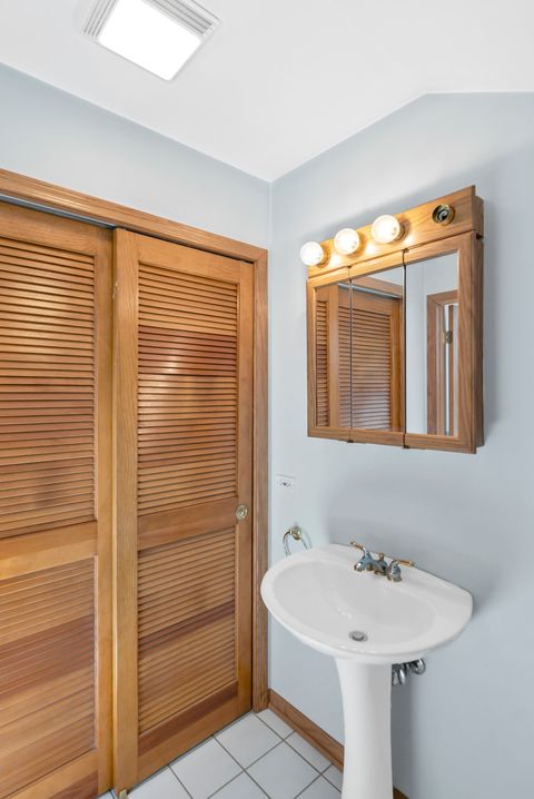 Tiny photo for 144 Canterbury Court, Bloomingdale, IL 60108 (MLS # 12613532)