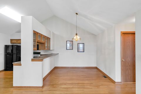 Tiny photo for 144 Canterbury Court, Bloomingdale, IL 60108 (MLS # 12613532)