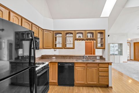 Tiny photo for 144 Canterbury Court, Bloomingdale, IL 60108 (MLS # 12613532)