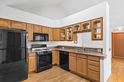 Tiny photo for 144 Canterbury Court, Bloomingdale, IL 60108 (MLS # 12613532)