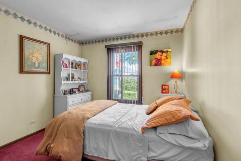 Tiny photo for 216 Timber Oaks Drive, North Aurora, IL 60542 (MLS # 12491279)