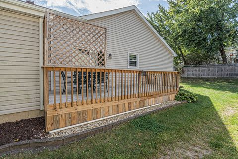 Tiny photo for 216 Timber Oaks Drive, North Aurora, IL 60542 (MLS # 12491279)