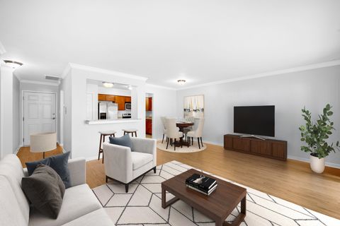 Tiny photo for 4900 Forest Avenue #108, Downers Grove, IL 60515 (MLS # 12489476)