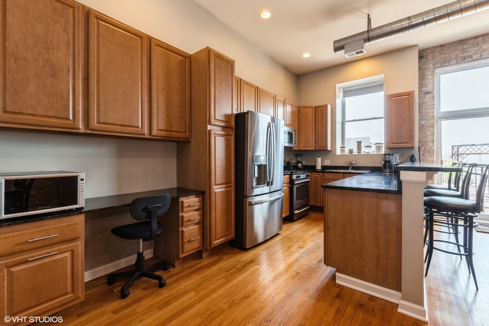 949 N Willard Court 302