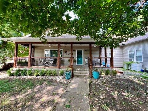 Tiny photo for 617 E Main Street, Arcola, IL 61910 (MLS # 12447588)