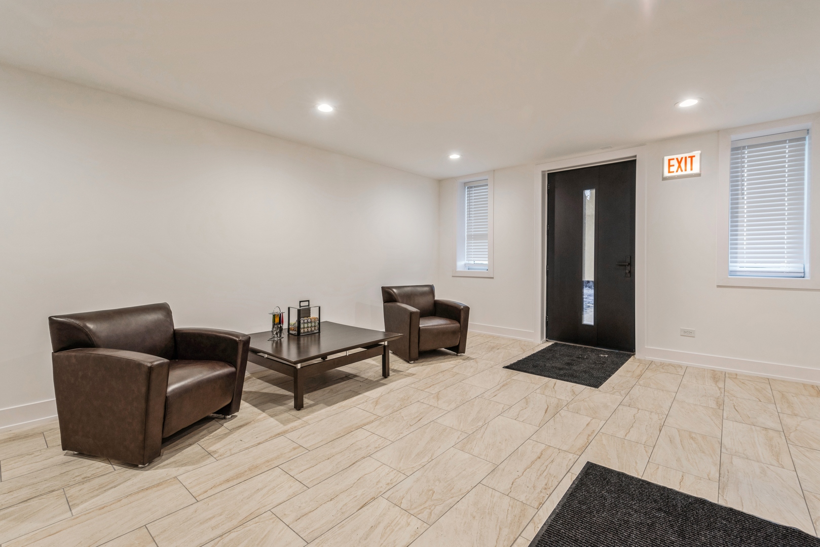 1535 W Estes Avenue 4