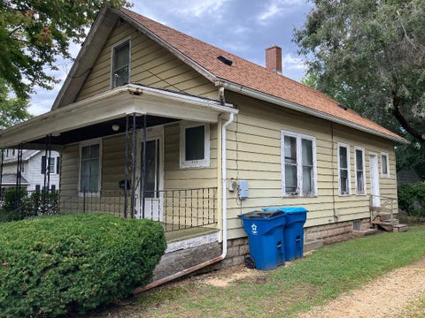 Tiny photo for 412 Monroe Avenue, Dixon, IL 61021 (MLS # 12760943)