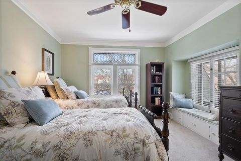 Tiny photo for 516 Greenwood Street, Evanston, IL 60201 (MLS # 12609366)