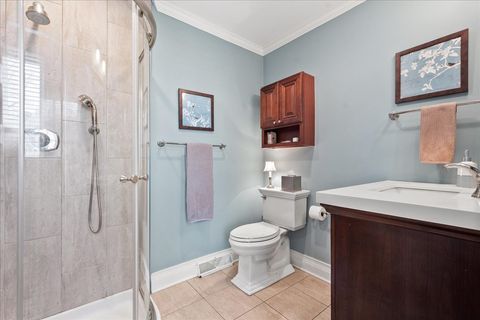 Tiny photo for 516 Greenwood Street, Evanston, IL 60201 (MLS # 12609366)