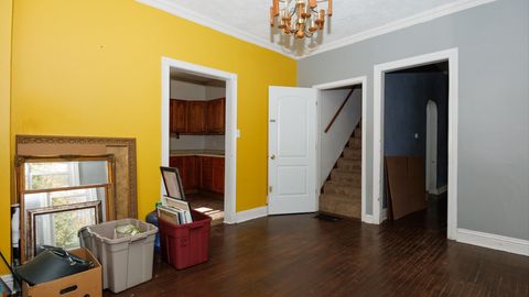 Tiny photo for 802 S Madison Street, Bloomington, IL 61701 (MLS # 12494787)