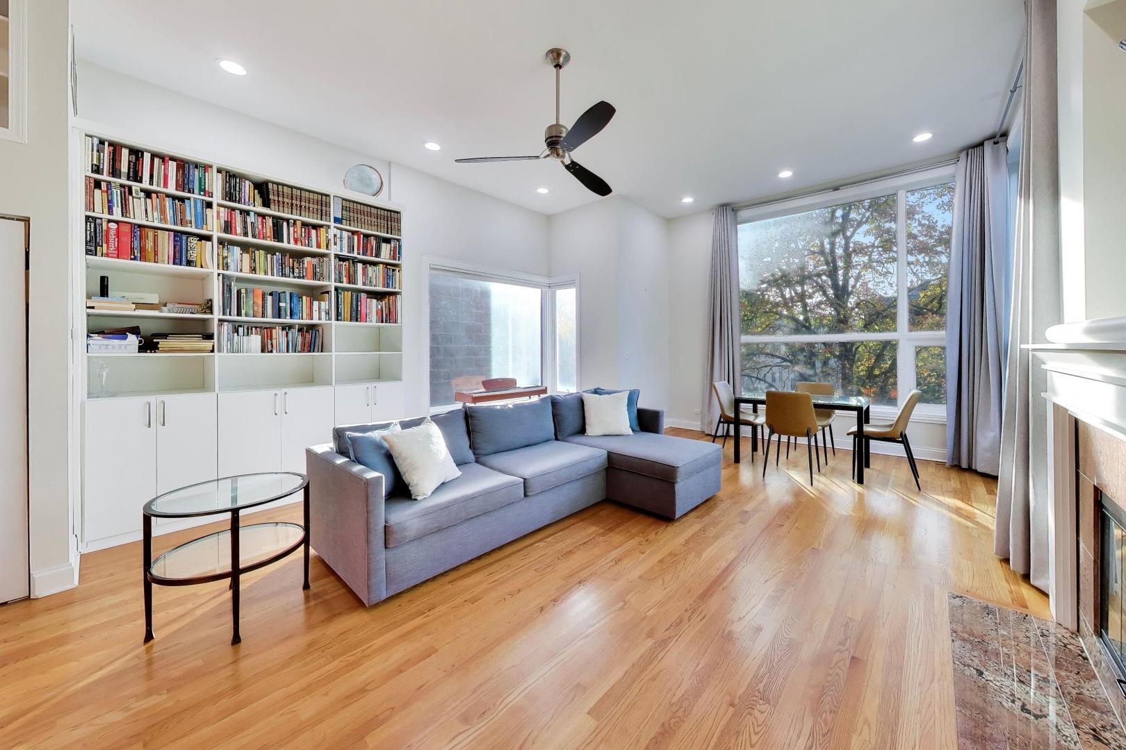 933 N Winchester Avenue 3