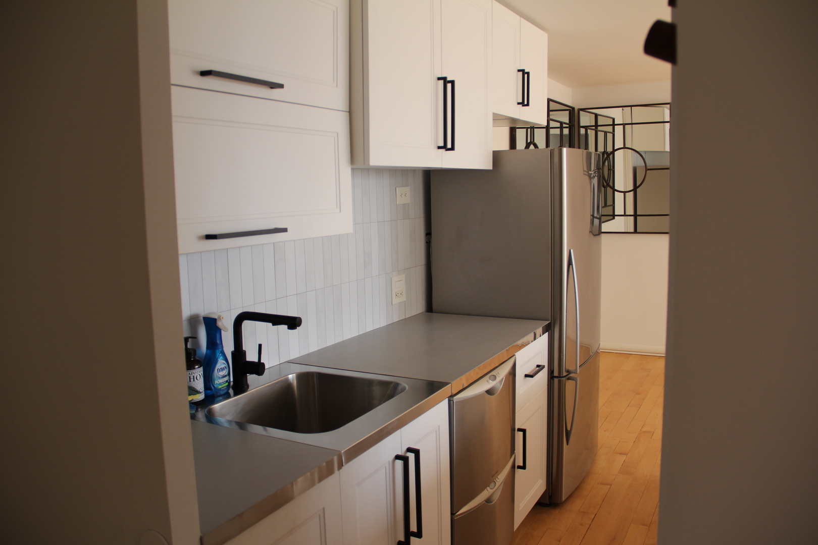 3950 N LAKE SHORE Drive 801