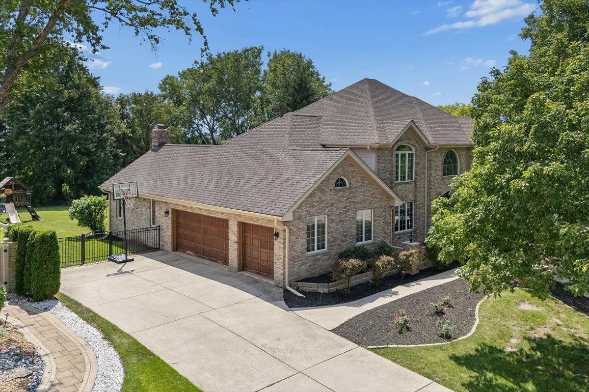 12119 Longmeadow Lane