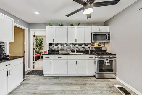 Tiny photo for 318 MARQUETTE Street, Park Forest, IL 60466 (MLS # 12481574)