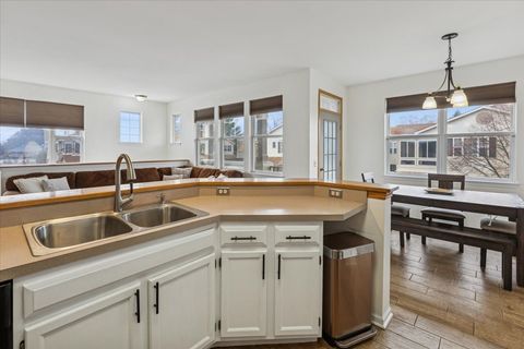 Tiny photo for 420 Chesterfield Court #420, Oswego, IL 60543 (MLS # 12519175)