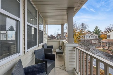 Tiny photo for 420 Chesterfield Court #420, Oswego, IL 60543 (MLS # 12519175)