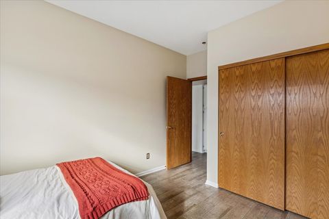 Tiny photo for 420 Chesterfield Court #420, Oswego, IL 60543 (MLS # 12519175)