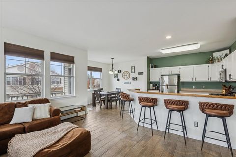 Tiny photo for 420 Chesterfield Court #420, Oswego, IL 60543 (MLS # 12519175)