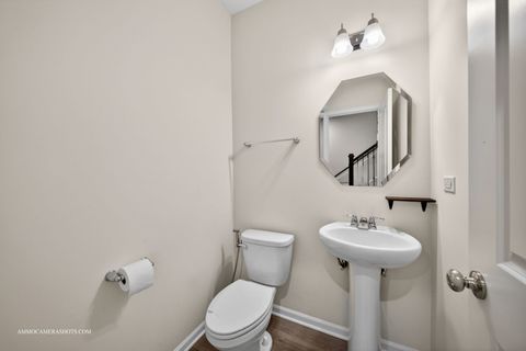 Tiny photo for 534 Watercress Drive, Aurora, IL 60504 (MLS # 12571582)