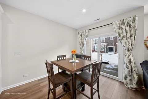 Tiny photo for 534 Watercress Drive, Aurora, IL 60504 (MLS # 12571582)