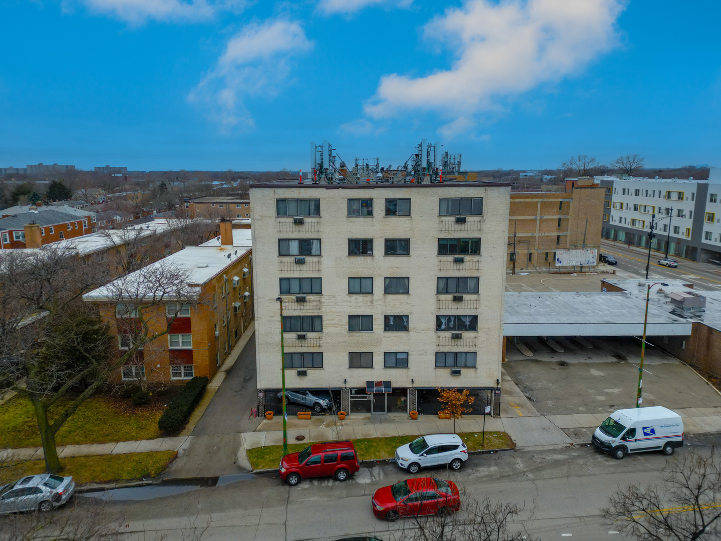 View Chicago, IL 60645 townhome