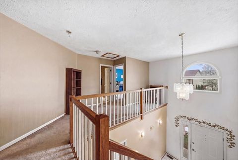 Tiny photo for 2201 Daffodil Drive, Crest Hill, IL 60403 (MLS # 12616822)