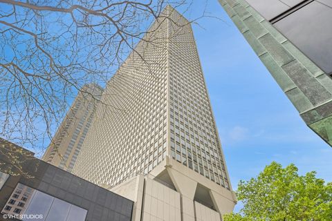 111 E Chestnut Street 39C Chicago IL 60611