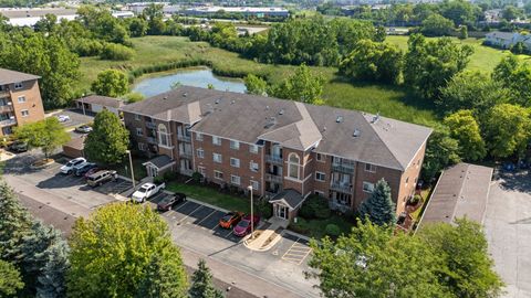 Tiny photo for 941 N Swift Road #301, Addison, IL 60101 (MLS # 12344878)