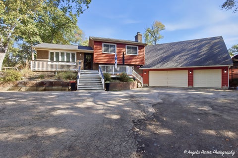 Photo of 5408 N Amby Lane, McHenry, IL 60051 (MLS # 12786503)
