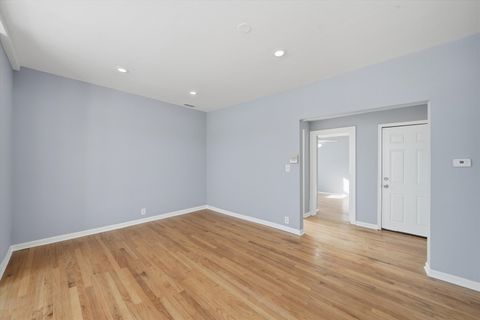 Tiny photo for 3100 W Argyle Street #G, Chicago, IL 60625 (MLS # 12568197)
