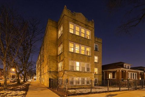 Tiny photo for 3100 W Argyle Street #G, Chicago, IL 60625 (MLS # 12568197)