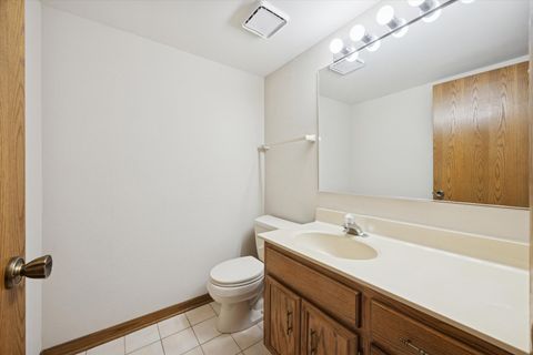 Tiny photo for 18230 Tennessee Lane #220, Orland Park, IL 60467 (MLS # 12536126)