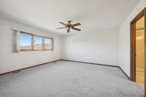 Tiny photo for 18230 Tennessee Lane #220, Orland Park, IL 60467 (MLS # 12536126)