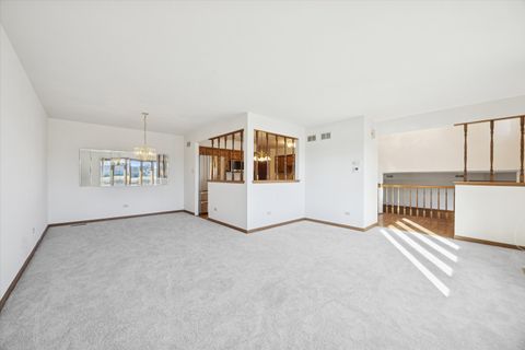 Tiny photo for 18230 Tennessee Lane #220, Orland Park, IL 60467 (MLS # 12536126)