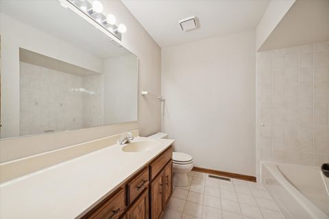 Tiny photo for 18230 Tennessee Lane #220, Orland Park, IL 60467 (MLS # 12536126)