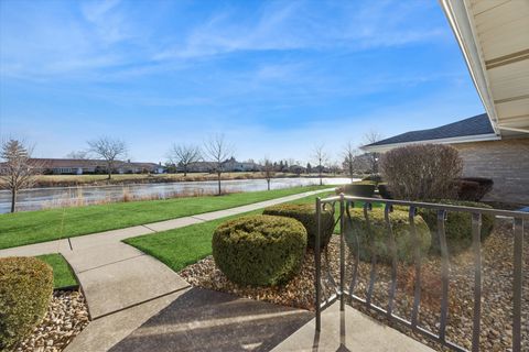 Tiny photo for 18230 Tennessee Lane #220, Orland Park, IL 60467 (MLS # 12536126)
