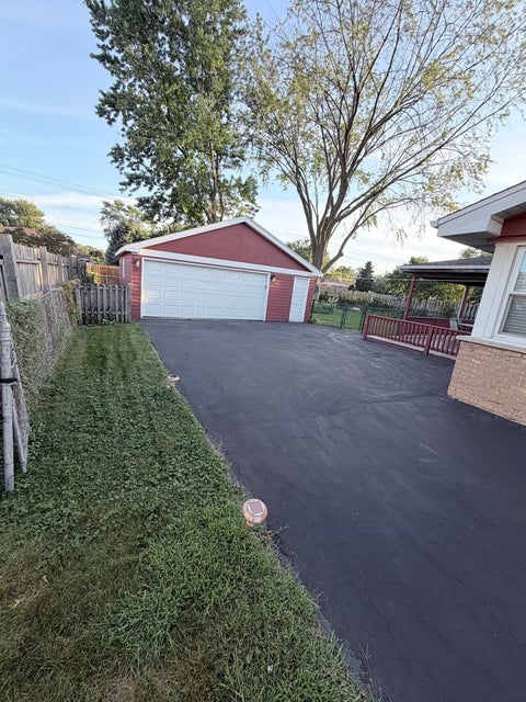 Tiny photo for 6635 W 87th Street, Oak Lawn, IL 60453 (MLS # 12782709)