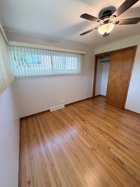 Tiny photo for 6635 W 87th Street, Oak Lawn, IL 60453 (MLS # 12782709)