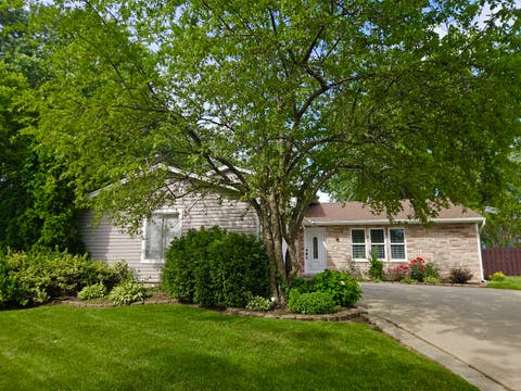 Tiny photo for 1002 SUMMERFIELD Court, Roselle, IL 60172 (MLS # 12718817)